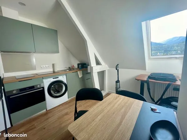 Studio - Argeles Gazost - Libre - Meublé - Entièrement rénové