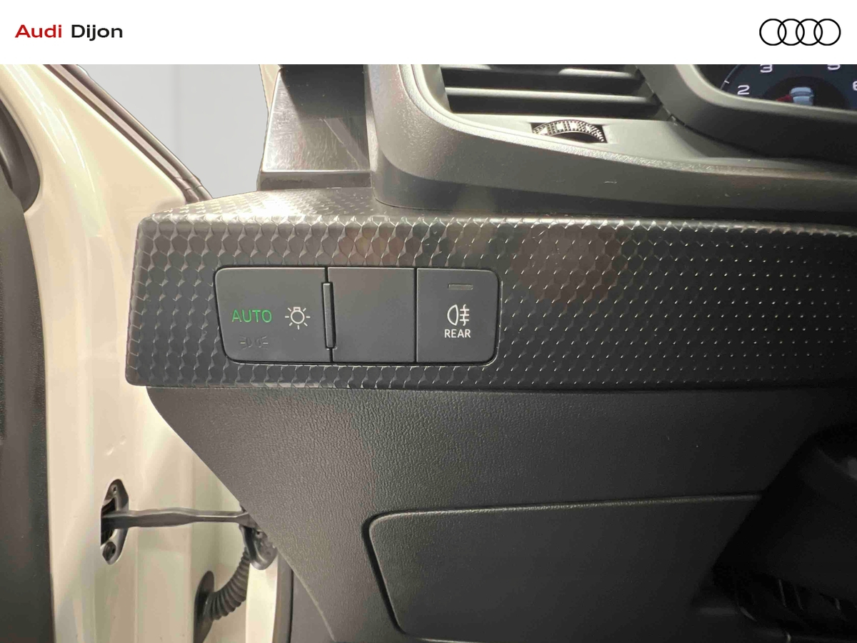 Audi A1 Sportback 25 TFSI 95 ch BVM5 — photo 18