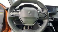 Peugeot 2008 1.2 PureTech 130ch S&S Allure — photo 12