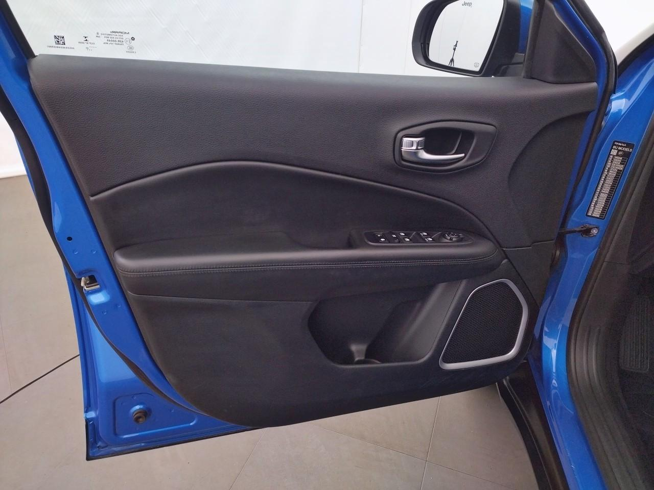 Jeep Compass 1.6 i multijet ii 120 ch bvm6 s — photo 23