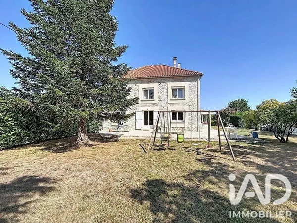 Maison 6 pièces 185 m²