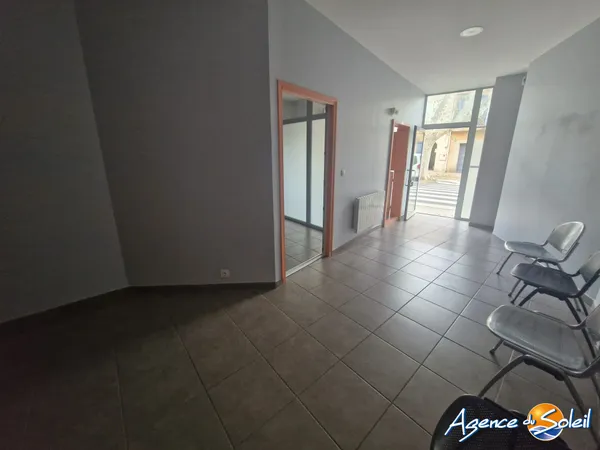 Bureau et espace de travail Location Lézignan-Corbières 1p 56m² 65000€