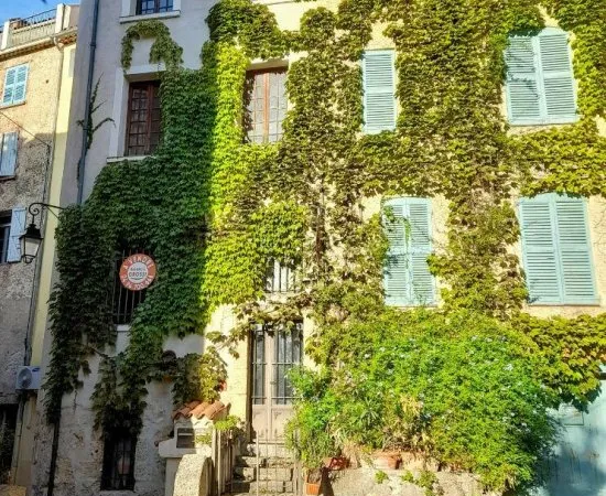 Coeur de Cotignac : Bel Appartement Duplex rénové 2 pièce(s) 70m2 avec cave