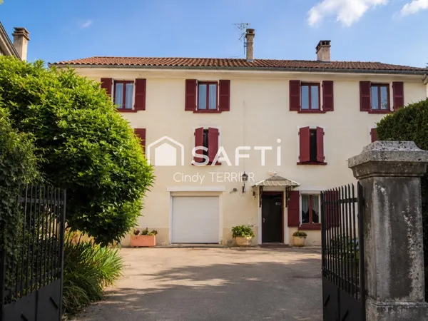 APPRIEU - Grande bâtisse de 328 m² avec fort potentiel