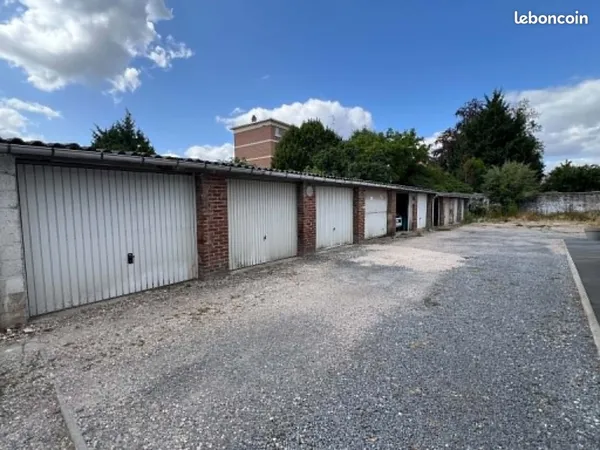 Parking/box Saint-Amand-les-Eaux