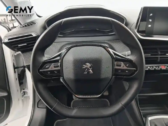 Peugeot 208 puretech 75 s&amp;s bvm5 — photo 13