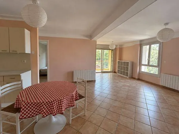 Appartement 3 pièces 79 m²