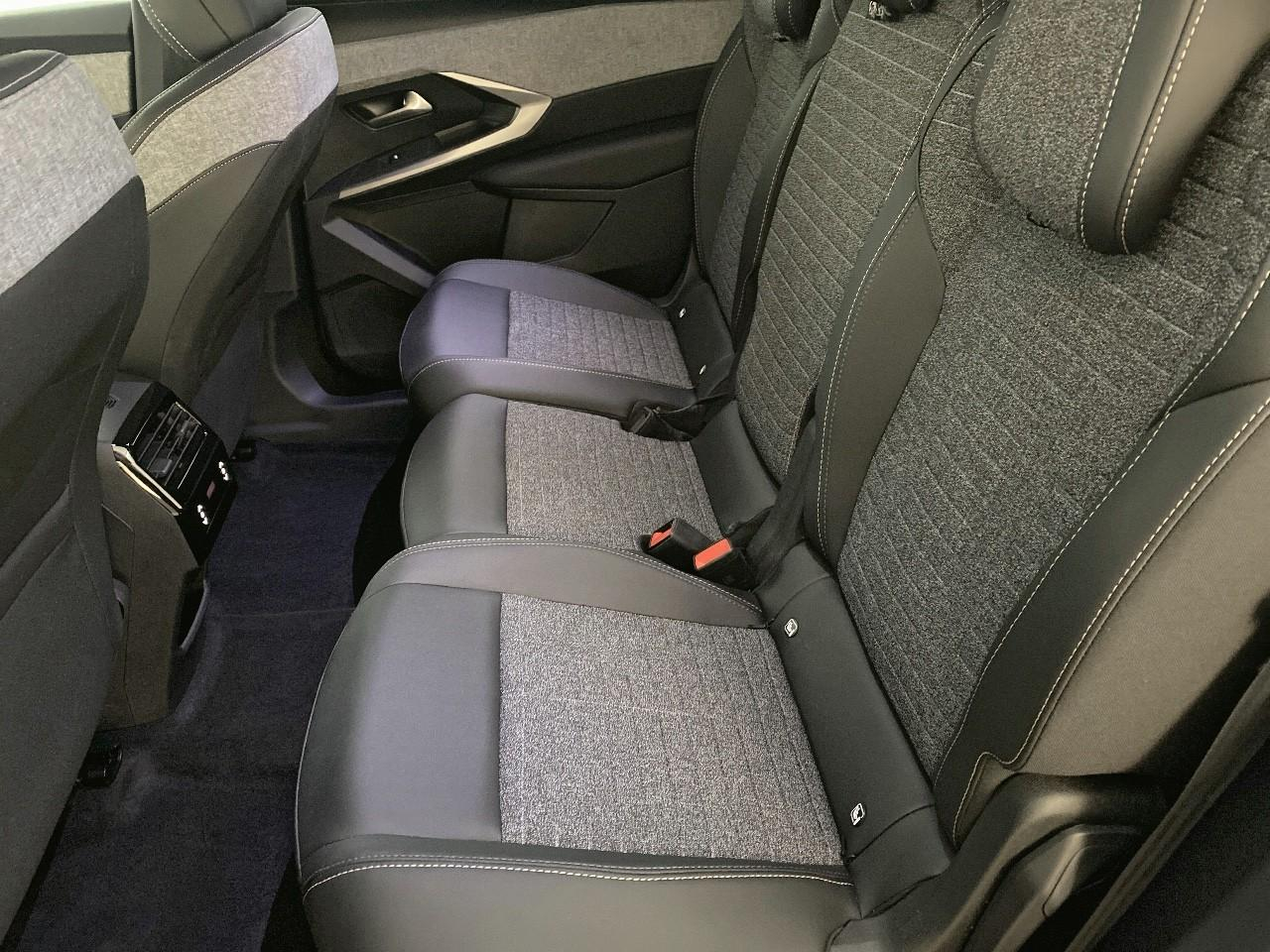 Peugeot 5008 hybrid 145 ch e-dcs6 allure — photo 10