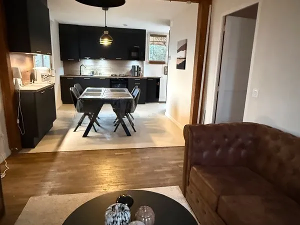 Très beau F2 rénové avec balcon