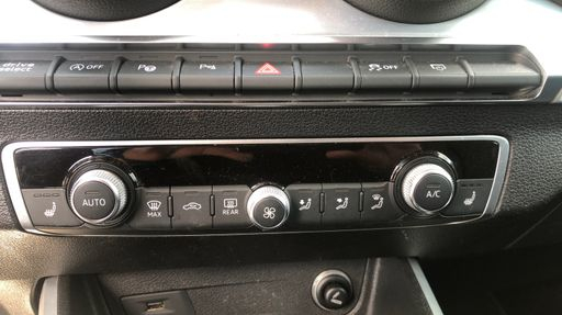 Audi Q2 2.0 TDI 150 Quattro  S-Tronic7 - S Line – 2018 – 184339 km – Diesel – Boîte Automatique — photo 13