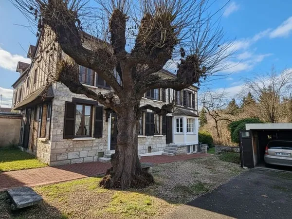 Maison 7 pièces 202 m²