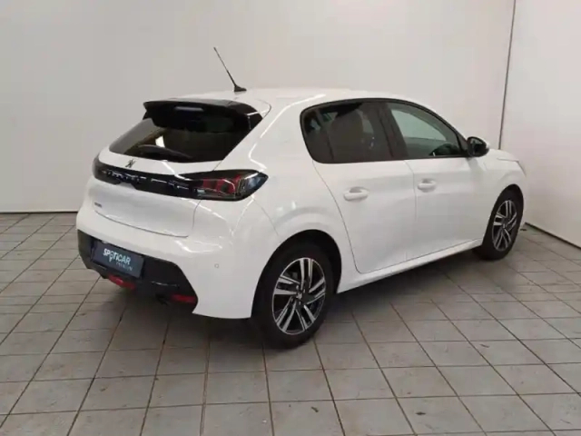 Peugeot 208 1.2 puretech 100ch s&amp;s allure 118g — photo 2