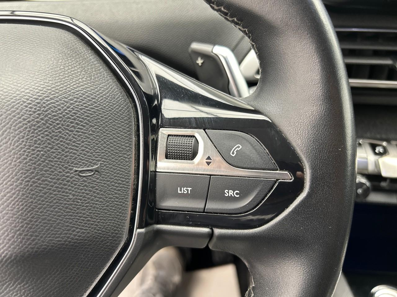 Peugeot 3008 hybrid 225 e-eat8 allure pack — photo 26