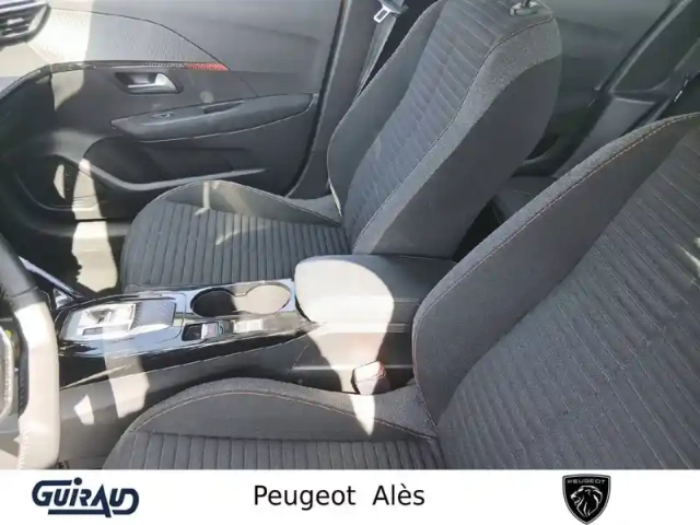 Peugeot 208 electrique 50 kwh 136ch — photo 9