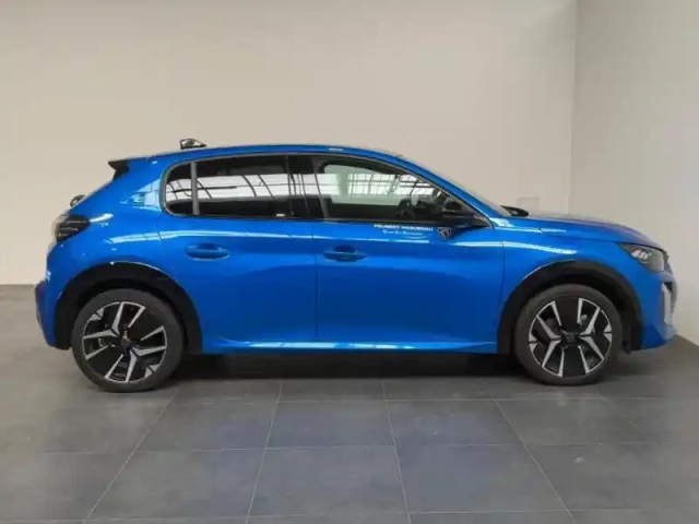 Peugeot 208 e- 156ch gt — photo 17