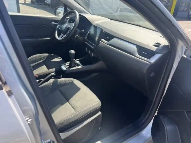 Renault Captur tce 90 - 21 — photo 9