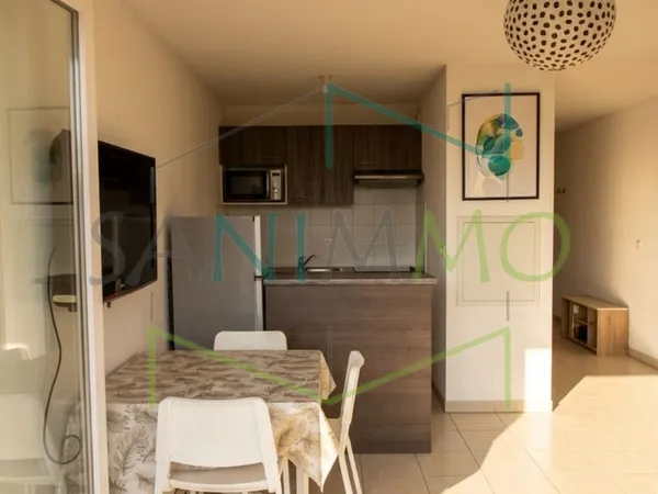 Studio Meublé 29m² avec balcon + stationnement - LA SEYNE SUR MER