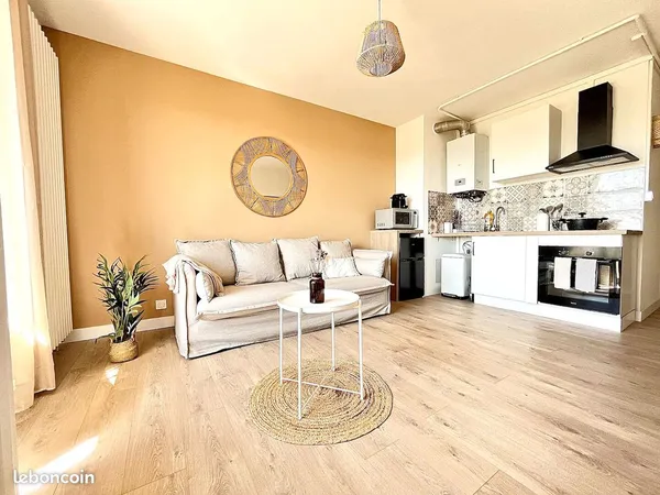 Studio 1 pièce 25 m²