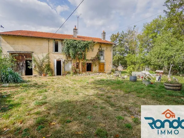 Maison 5 pièces / 2 chambres / 105 m2 / 1266 m2 terrain + grange