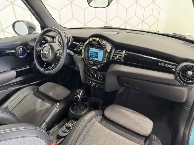 Mini Mini cabriolet cooper 136 ch bva7 — photo 12