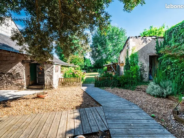 Propriété 8 pièces 154 m²