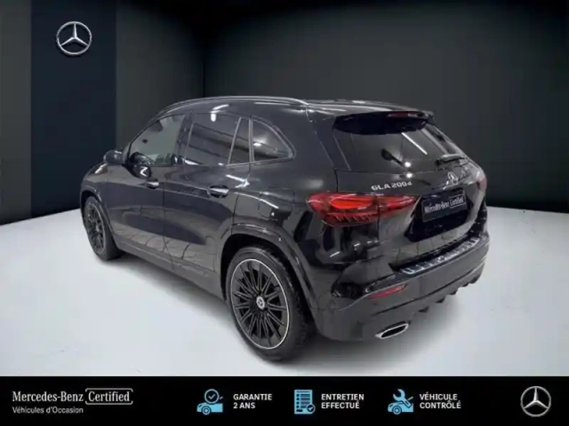 Mercedes Gla 200 d amg line — photo 23