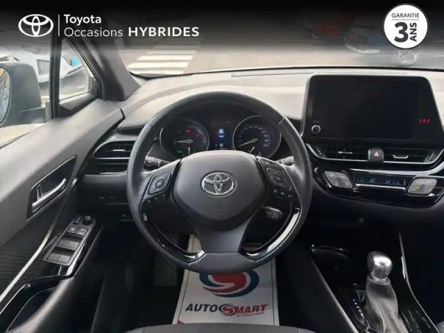 Toyota C-Hr 1.8 hybride 122ch design e-cvt — photo 15