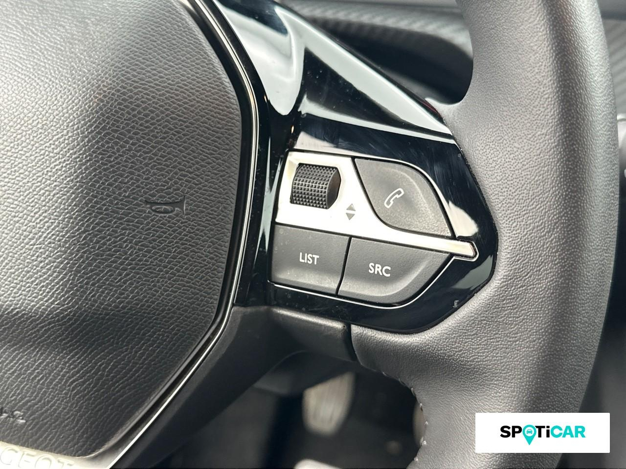 Peugeot 2008 1.2 puretech 100ch s&s style — photo 17