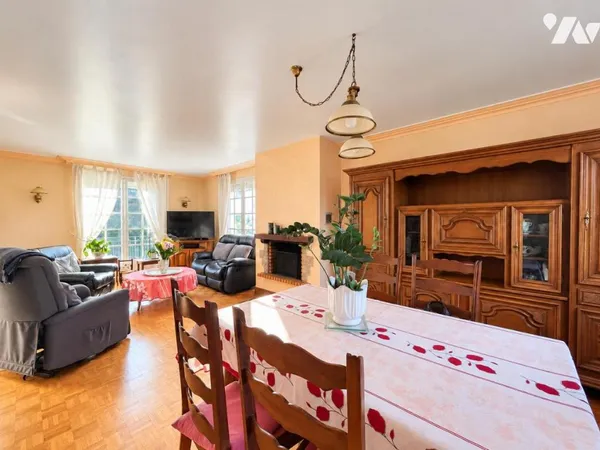Maison 6 pièces 182 m²