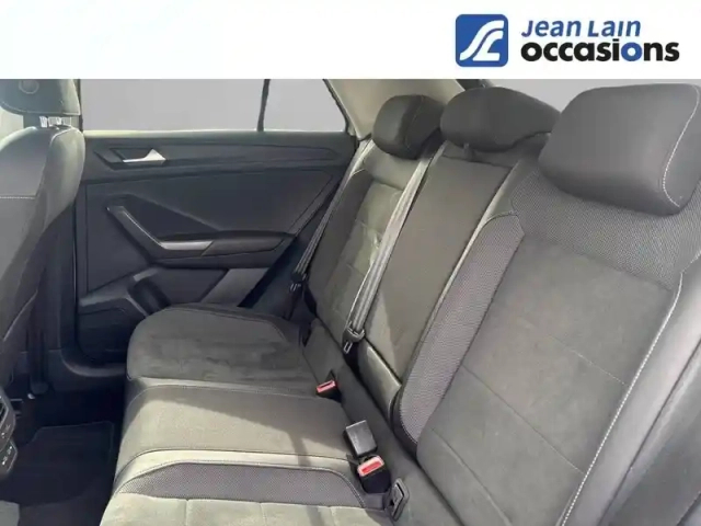Volkswagen T-Roc 1.5 tsi evo 150 start/stop dsg7 — photo 17