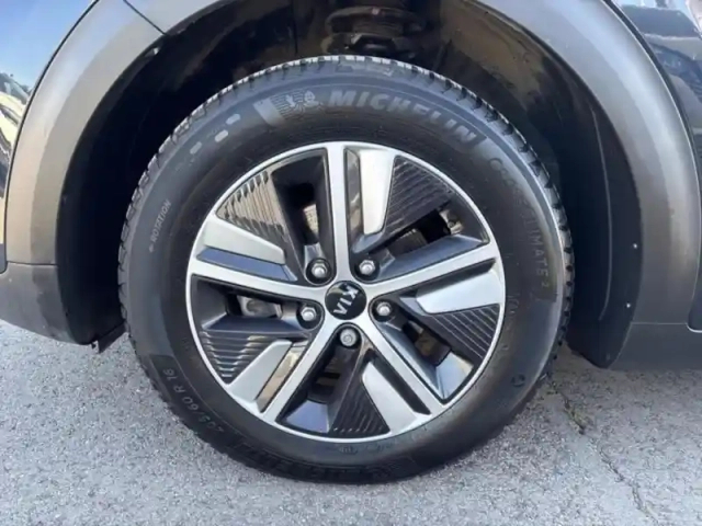Kia Niro 1.6 gdi 105ch isg + plug-in 60.5ch active dct6 5cv — photo 10