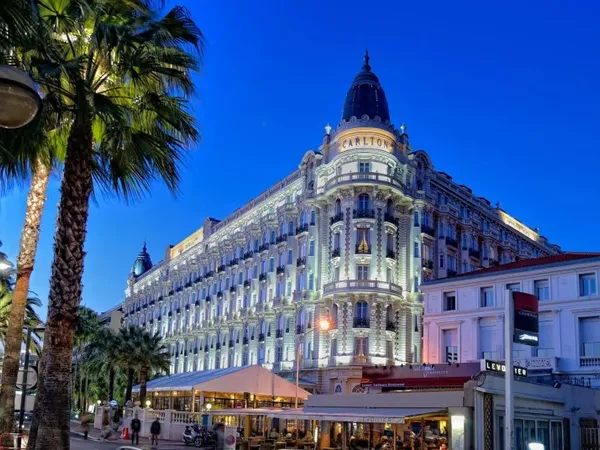 À Vendre - Droit au bail commercial à Cannes | Belle opportunité