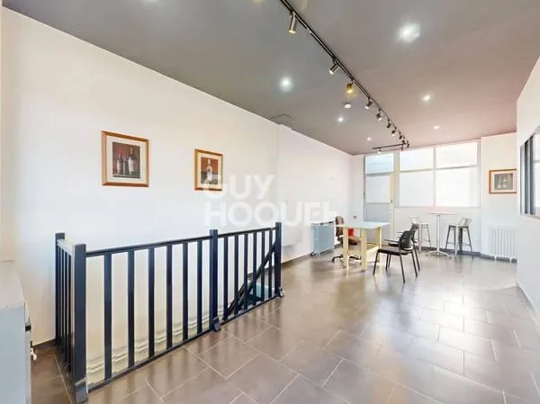 Local commercial 81 m²
