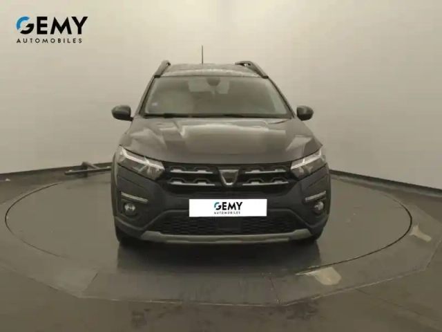 Dacia Jogger tce 110 7 places — photo 2