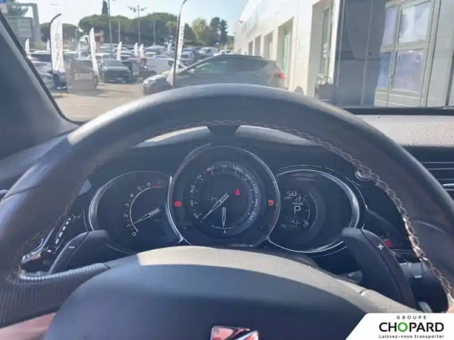 Ds Ds 3 ds3 cabriolet puretech 110 bva — photo 20