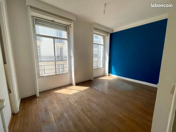 Coup de coeur Appartement 5 pièces secteur Graslin/Racine/Delorme - à rénover