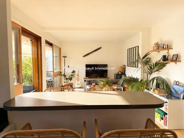 Appartement 3 pièces vue dégagée plein sud