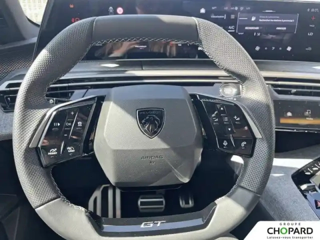 Peugeot 5008 hybrid 145 ch e-dcs6 — photo 15