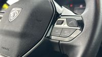 Peugeot 208 1.2 100ch S&S Style — photo 17