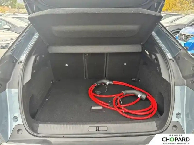 Peugeot 3008 electrique 73 kwh 210 ch — photo 46