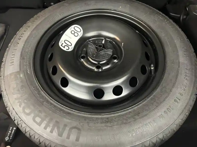 Renault Captur e-tech 145 - 21 — photo 28