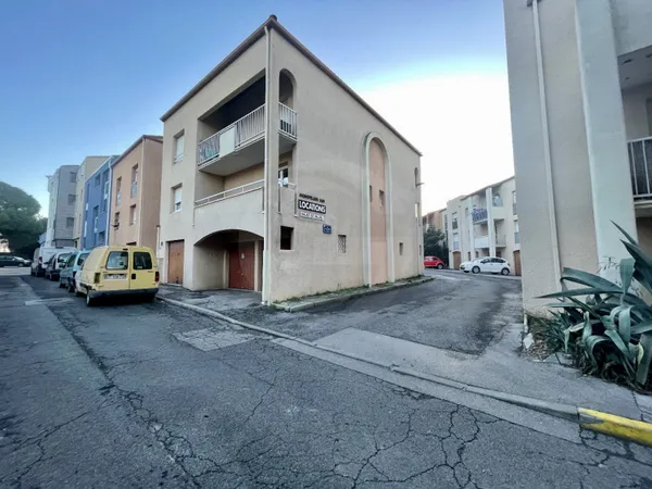 Studio 1 pièce 19 m²