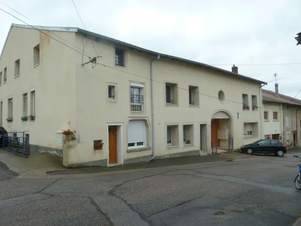 PULLIGNY ( 15 MN DE NANCY-SUD) : APPARTEMENT T3 AVEC TERRAS