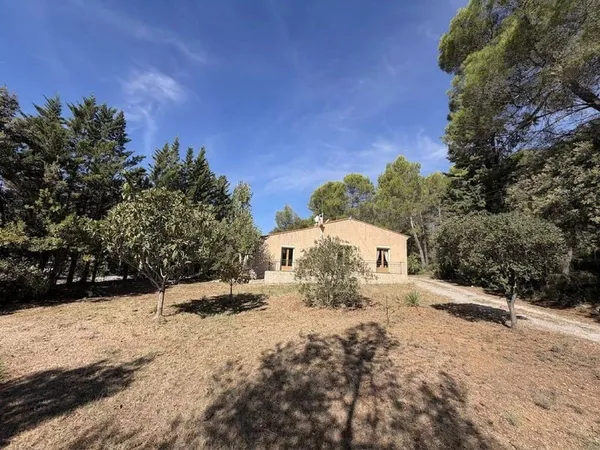 Maison de plain-pied 3 pièces 83 m²