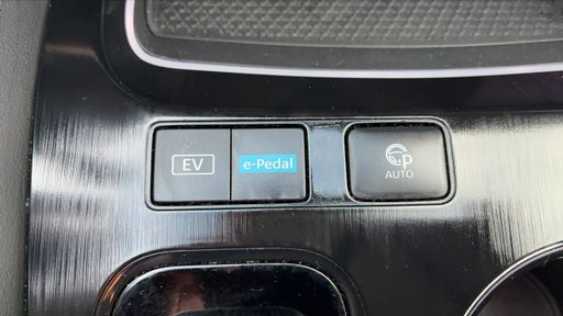 Nissan X-Trail 1.5 DIG-T e-Power 204 Hybrid 2WD BVA7 - Tekna – 2023 – 67119 km – Hybride essence – Boîte Automatique — photo 14