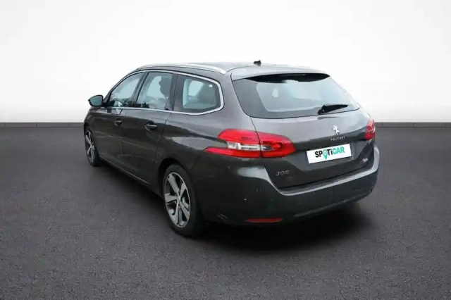 Peugeot 308 sw puretech 130ch s&amp;s bvm6 — photo 16