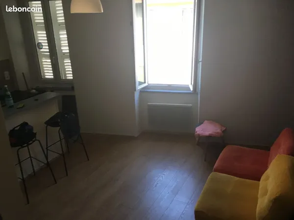 Appartement meublé proche ecoles preparatoires