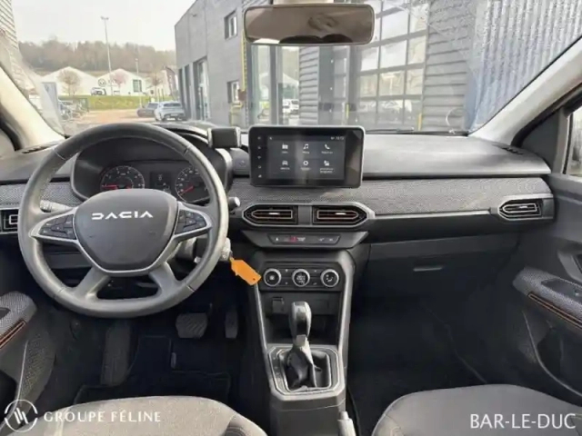 Dacia Sandero 1.0 tce 90ch stepway expression cvt — photo 8