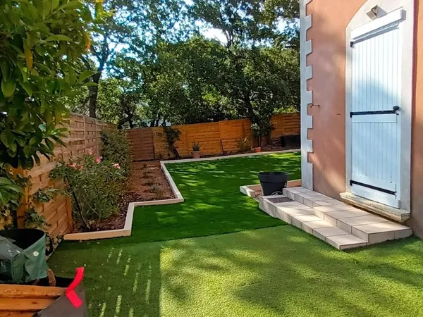 Rez de jardin villa meublé, 110m2 3 chambres