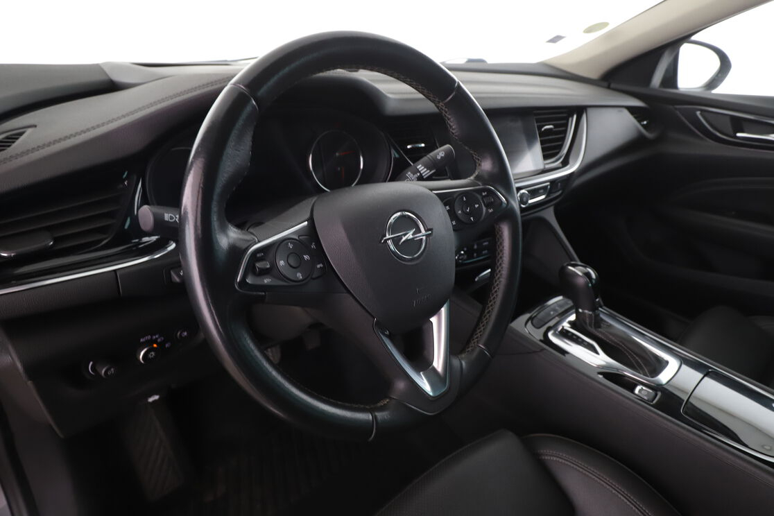 Opel Insignia Grand Sport 1.6 Diesel Elite Automatique — photo 10